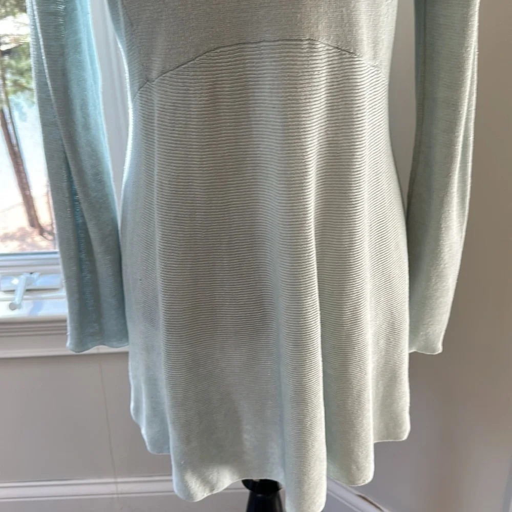 Gorgeous Eileen Fisher Linen Cardigan, Size XS, Like New - Picture 6 of 8